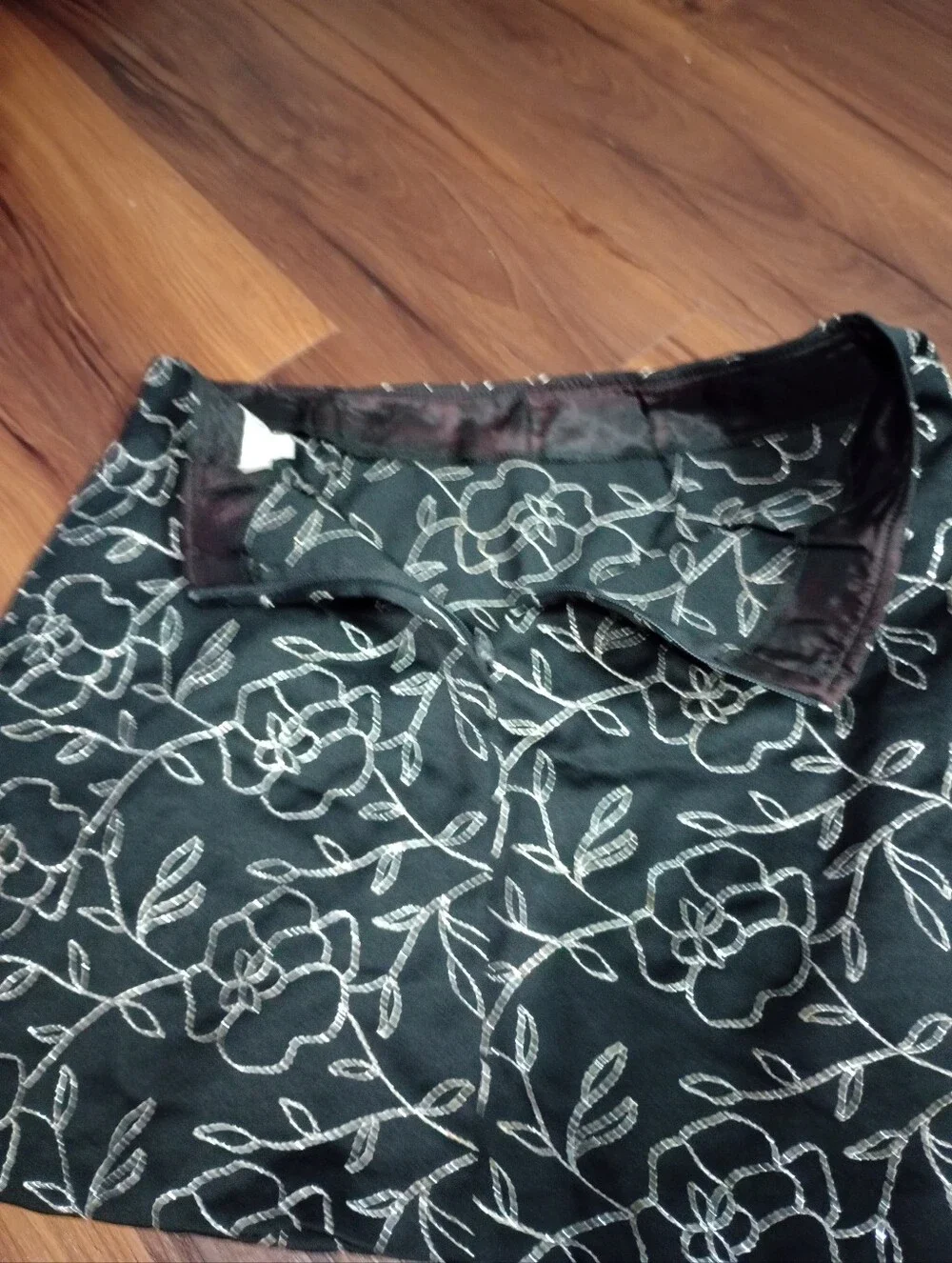 Vintage 90s Rampage Silver Floral Embroidered Mini Skirt Whimsigoth Witchy